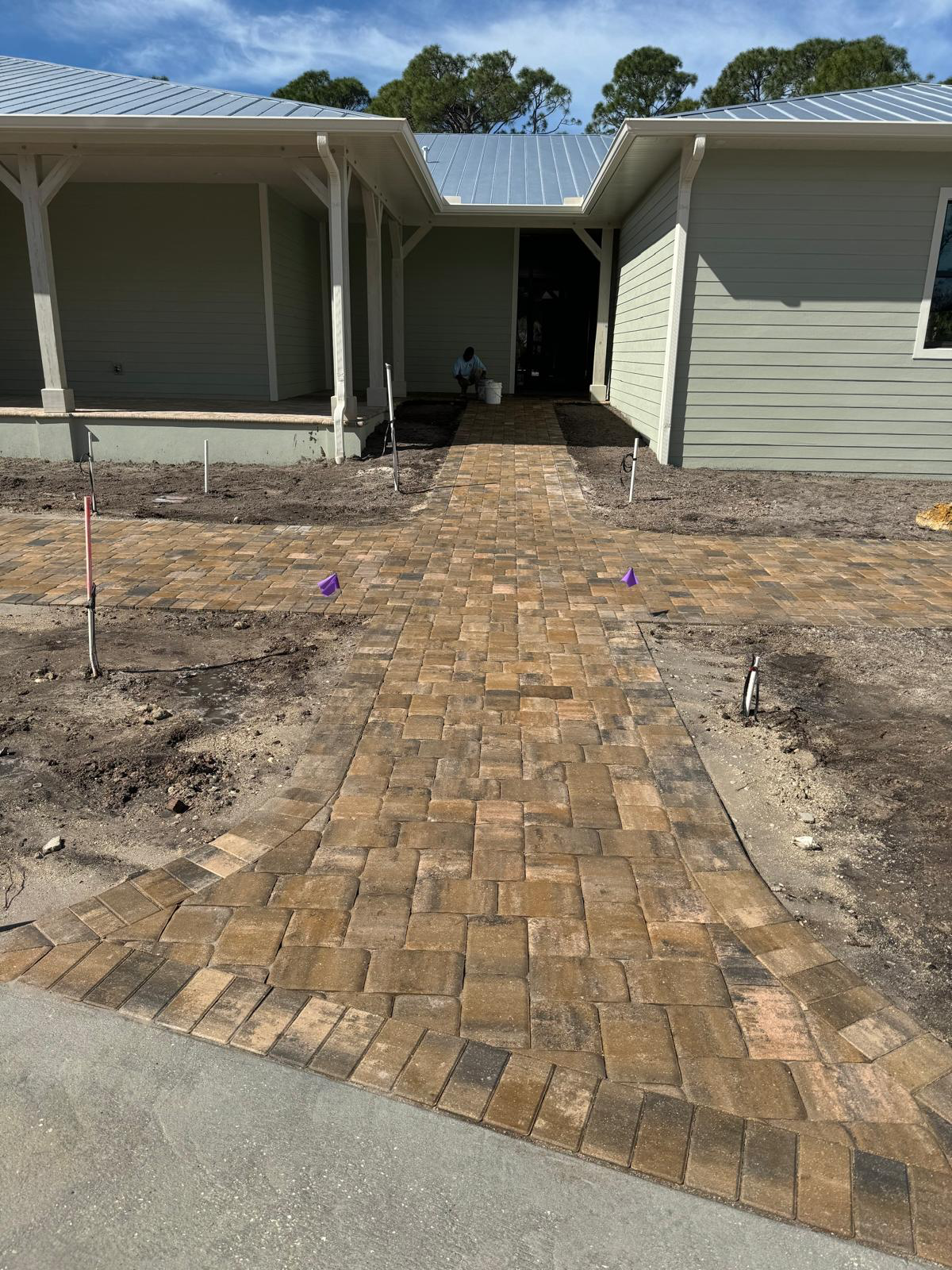 Walkways & Pathways